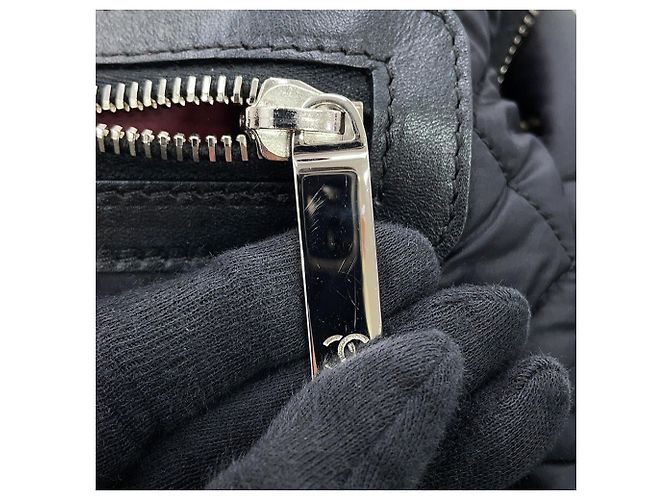 Sac à dos Chanel Matelassé Coco Mark Cocoon Noir - vue 13