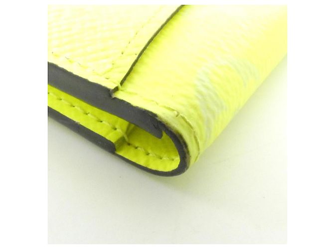 Louis Vuitton Taiga Rama Organizer de Poche Amarillo - vista 4