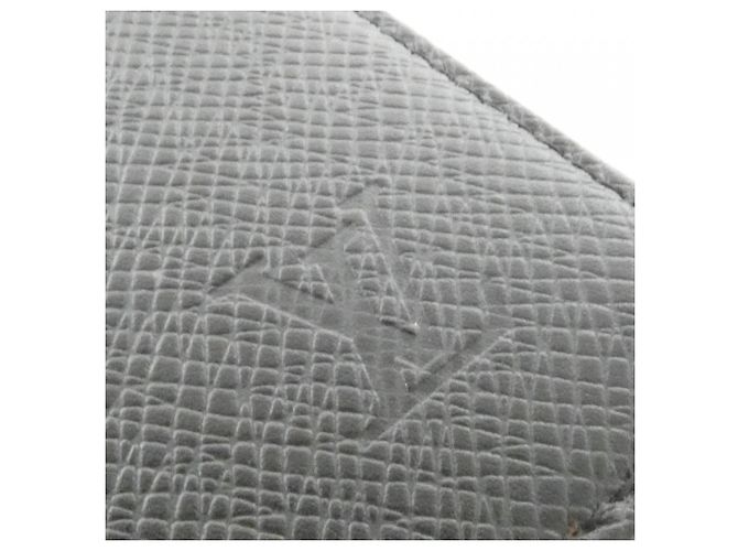 Louis Vuitton Taiga Agenda MM Organizer Grigio Grigio antracite - vista 3