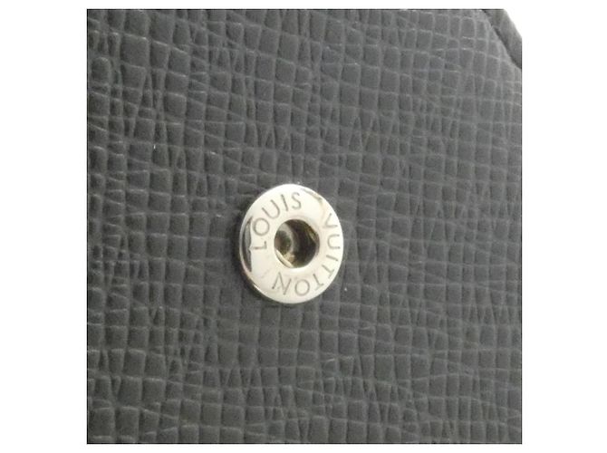 Louis Vuitton Taiga Agenda MM Organizer Grigio Grigio antracite - vista 5
