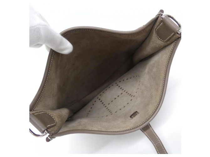 Hermès Borsa a tracolla Hermes Evelyne 3 PM Taupe - vista 7