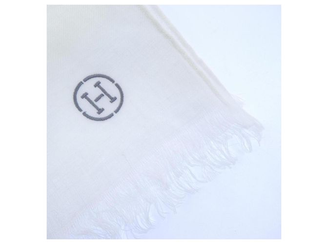 Hermès Hermes Blue and White Stole - view 2