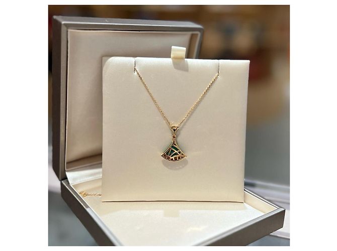 Bulgari Collana Bvlgari D'oro Verde - vista 4