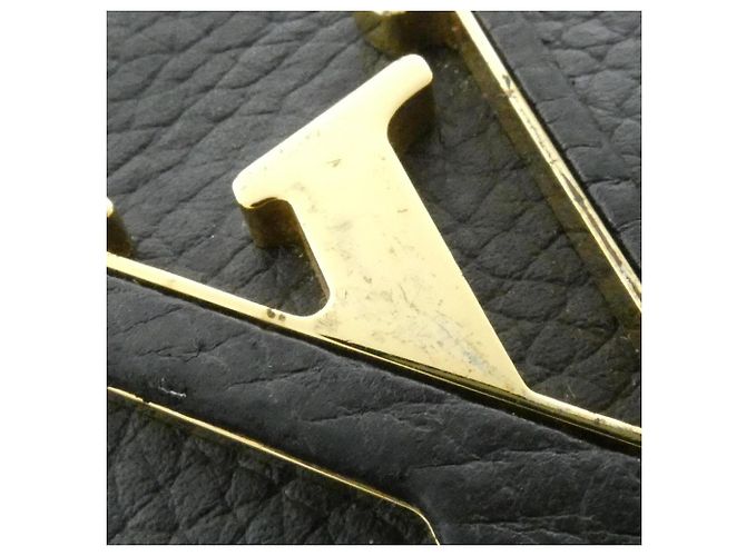 Louis Vuitton Portefeuille Capucines M64551 Wallet Nero - vista 4