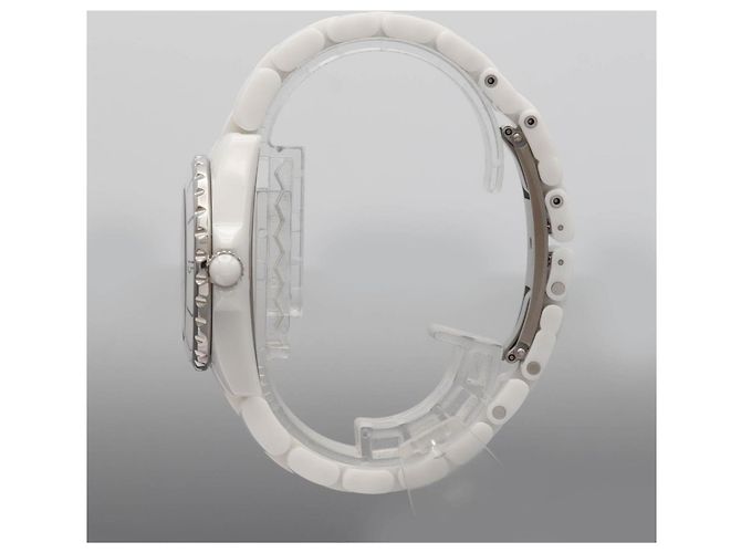 Chanel J12 Blue Light 33mm Keramik Quartz Uhr - Ansicht 4