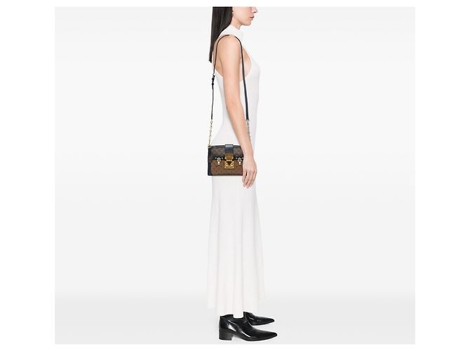 Louis Vuitton Brown Monogram Reverse Trunk Clutch Marrone - vista 5