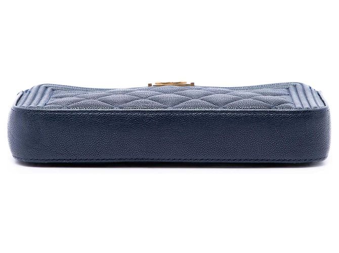 Portafoglio Chanel Boy Double Zip On Chain in pelle caviar matelassé blu Blu navy - vista 3