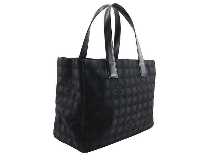 Chanel Black New Travel Line Nylon Tote Schwarz - Ansicht 2