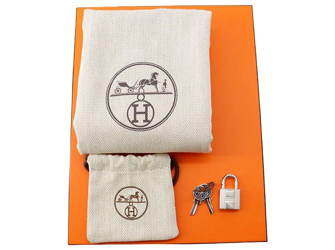 Hermès Yellow Clemence Picotin Lock 18 Gelb - Ansicht 13