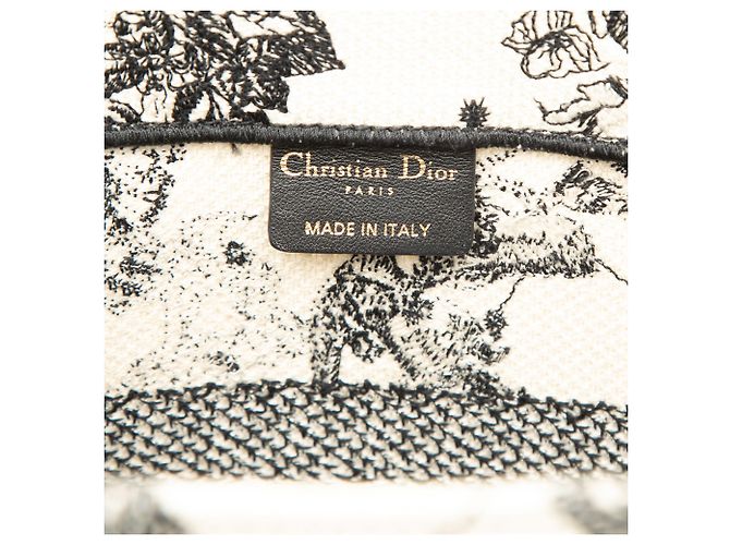 Autre Marque Bolso Book Tote Dior Medium de lona bordada Zodiac Toile De Jouy Blanco - vista 5