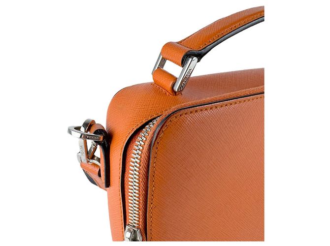 Borsa a tracolla Prada in pelle arancione - vista 6