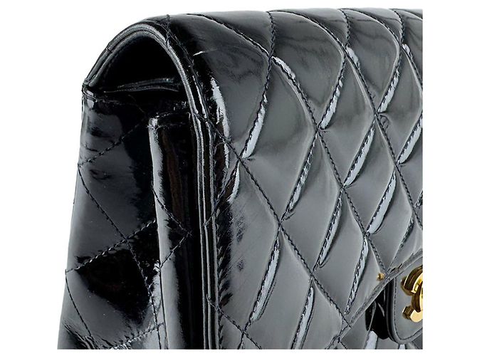 Chanel Rucksack aus schwarzem Lackleder - Ansicht 6