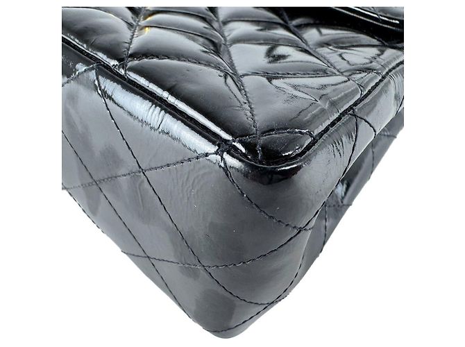 Chanel Rucksack aus schwarzem Lackleder - Ansicht 7