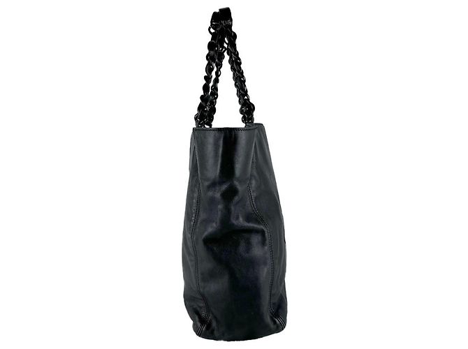 Chanel Handtasche aus schwarzem Leder - Ansicht 2