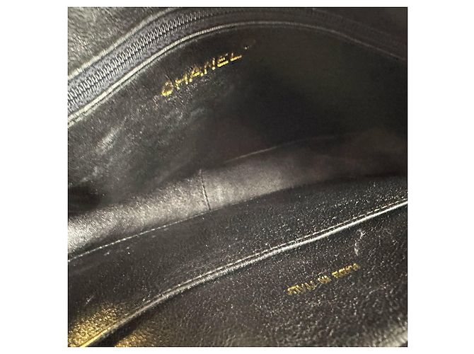 Borsa a tracolla Chanel in pelle d'agnello nera Nero - vista 12