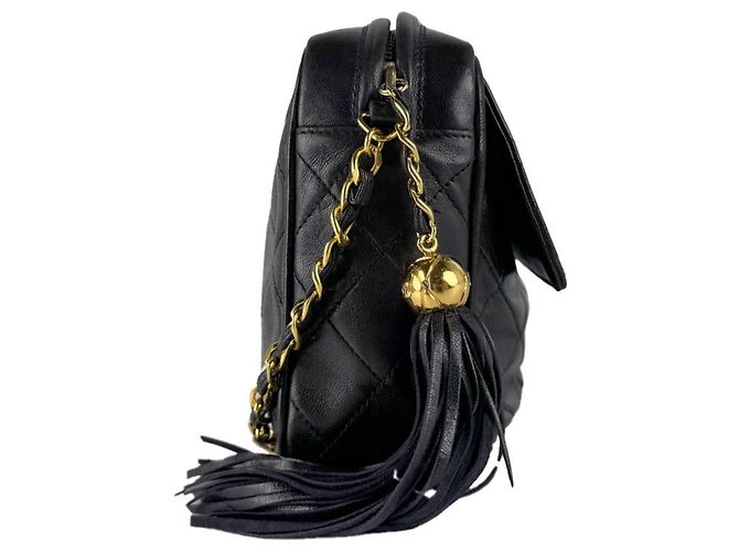 Borsa a tracolla Chanel in pelle d'agnello nera Nero - vista 2