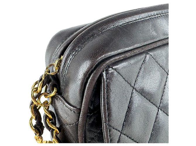 Borsa a tracolla Chanel in pelle d'agnello nera Nero - vista 6