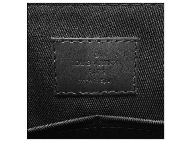 Bolso de hombro Louis Vuitton de piel granulada negra Negro - vista 11