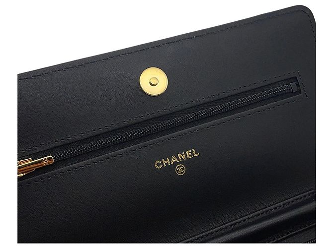 Portefeuille à chaîne Chanel Classic Matelassé Noir - vue 12