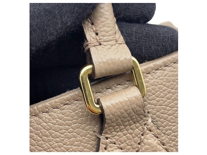 Bolso Louis Vuitton Monogram Empreinte OnTheGo PM Gris - vista 13