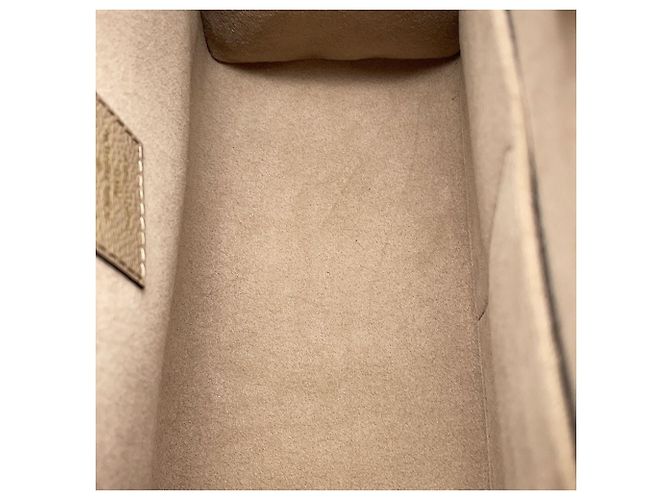 Bolso Louis Vuitton Monogram Empreinte OnTheGo PM Gris - vista 9