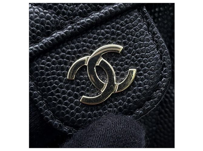 Cartera Chanel Matelassé Tri-fold Negro - vista 10