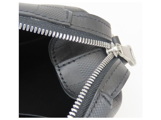 Louis Vuitton Discovery Messenger PM N42415 Nero - vista 21