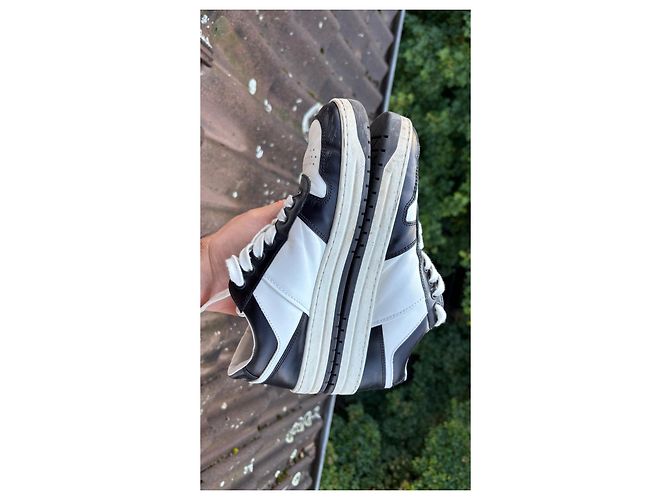 Prada Sneakers Schwarz Weiß Leder - Ansicht 7