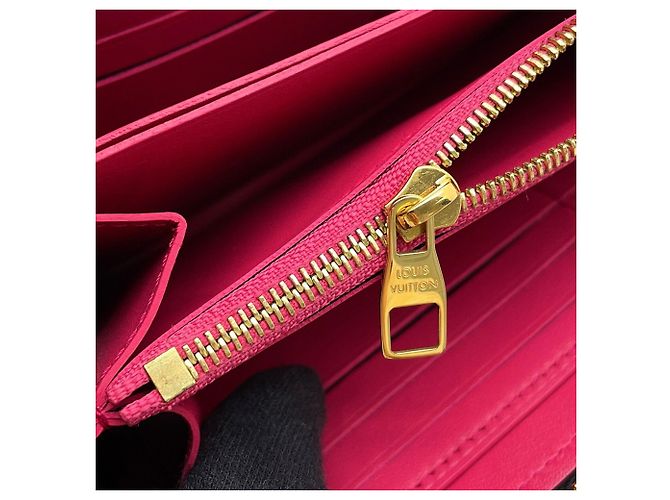 Cartera larga Louis Vuitton en piel Taurillon Negro Rosa - vista 8