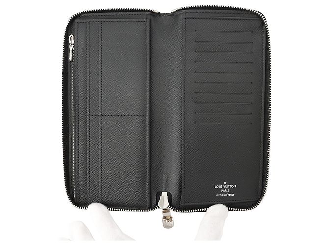 Louis Vuitton Epi Long Wallet Black - view 4