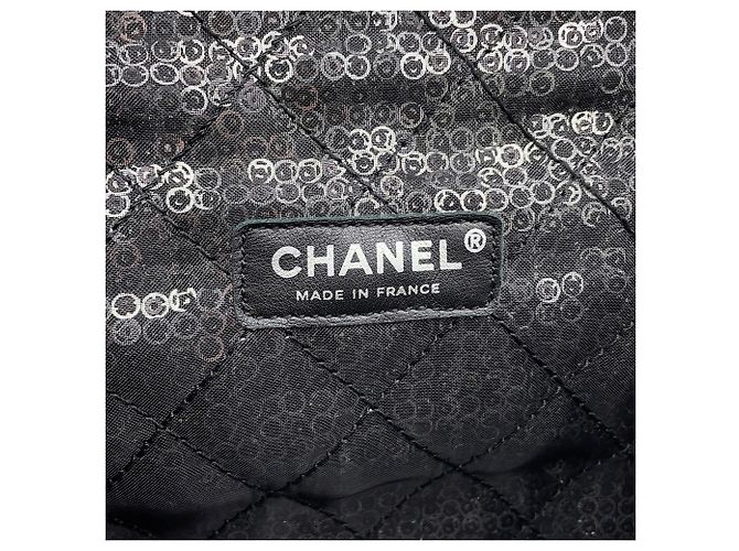 Timeless Borsa a tracolla Chanel Matelassé con catena nera Nero - vista 14