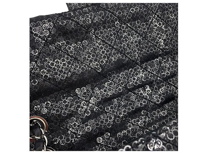 Timeless Borsa a tracolla Chanel Matelassé con catena nera Nero - vista 8