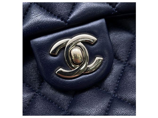 Mochila de cordón Chanel Matelassé en piel de cordero Azul marino - vista 11