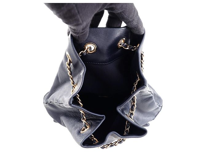 Mochila de cordón Chanel Matelassé en piel de cordero Azul marino - vista 5