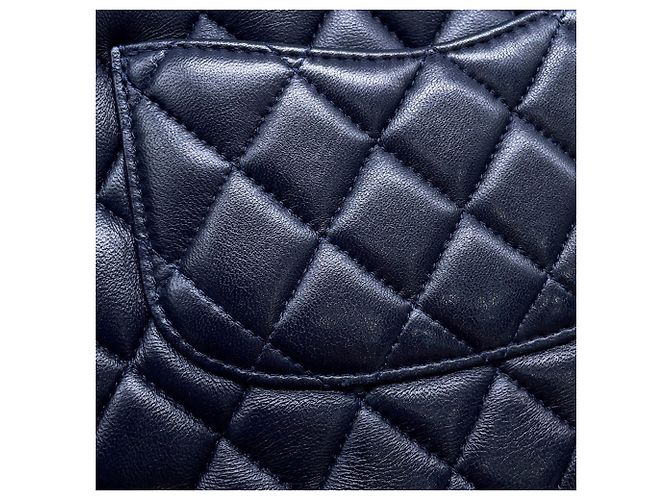 Mochila de cordón Chanel Matelassé en piel de cordero Azul marino - vista 7