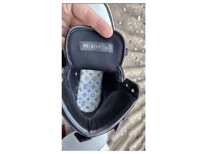 Sneaker alte Louis Vuitton da donna Marrone Nero Bianco Metallico - vista 2