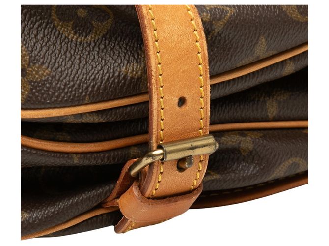 Borsa a tracolla Louis Vuitton Monogram Saumur 30 Marrone - vista 4