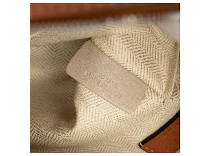 Borsa a tracolla militare Loewe Anagram Marrone - vista 6
