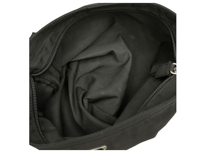 Sac bandoulière Prada avec plaque logo triangle Noir - vue 4