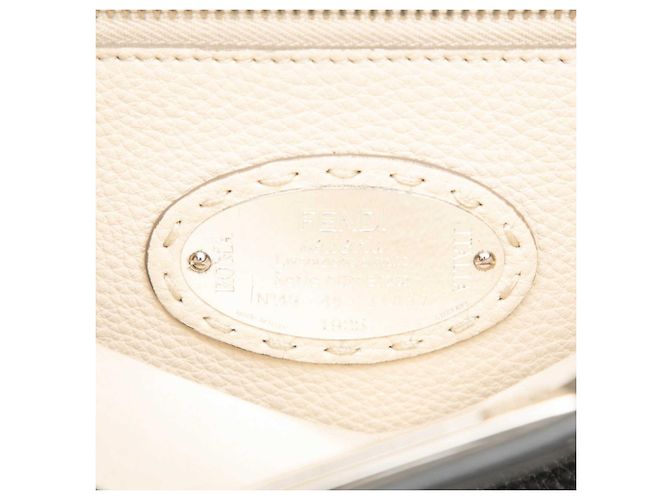 Fendi Selleria Peekaboo Medium Handtasche aus grauem Leder - Ansicht 5