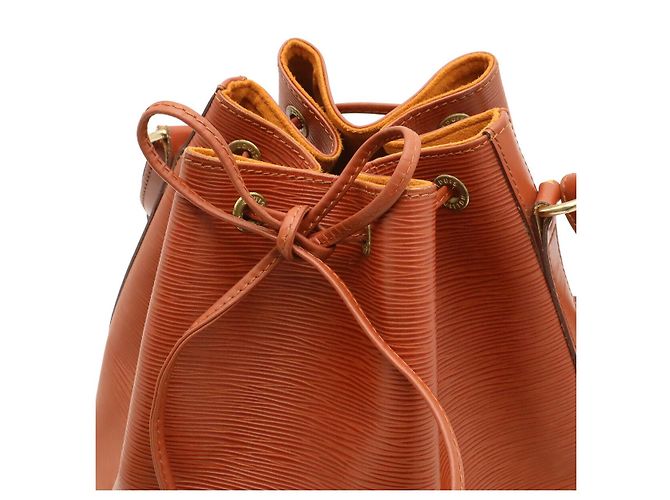 Borsa a tracolla Louis Vuitton Noe Epi Marrone - vista 4