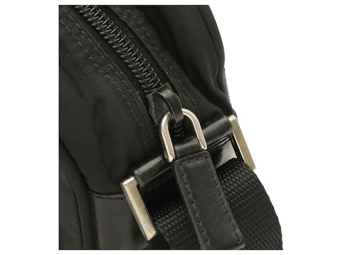 Bolsa Tiracolo Prada Triangle Logo Preto - vista 5
