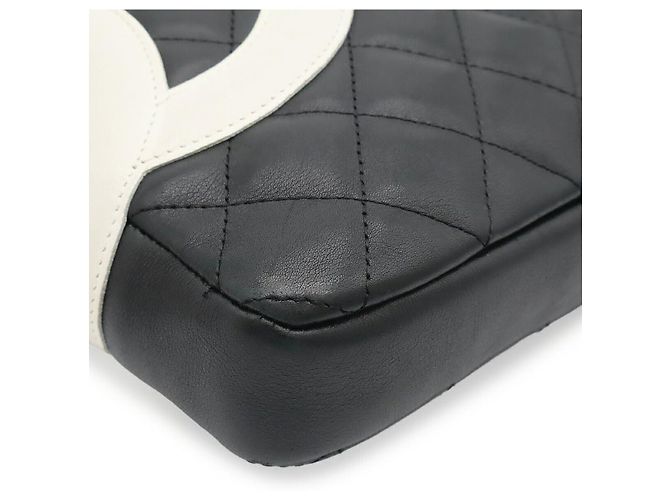 Chanel Cambon Line Medium Pochette Multicolore - vista 3