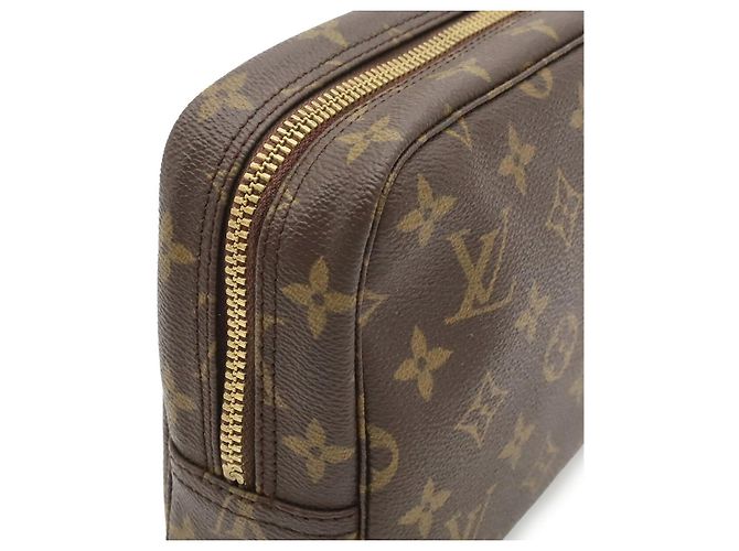 Louis Vuitton Trousse Toilette 23 Marrone - vista 4