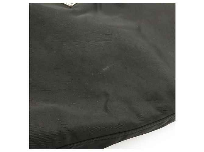 Bolsa de Ombro Prada Triangle Logo Preto - vista 4