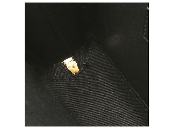 Autre Marque Yves Saint Laurent Vicky Shoulder Bag Black - view 7