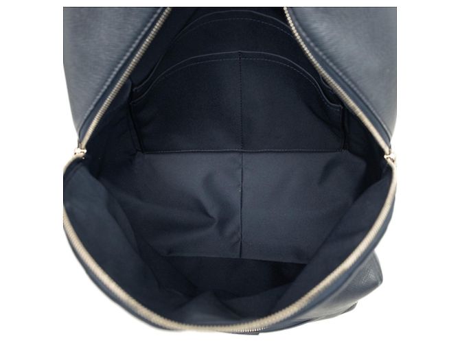 Zaino Louis Vuitton Taiga Discovery Blu navy - vista 4