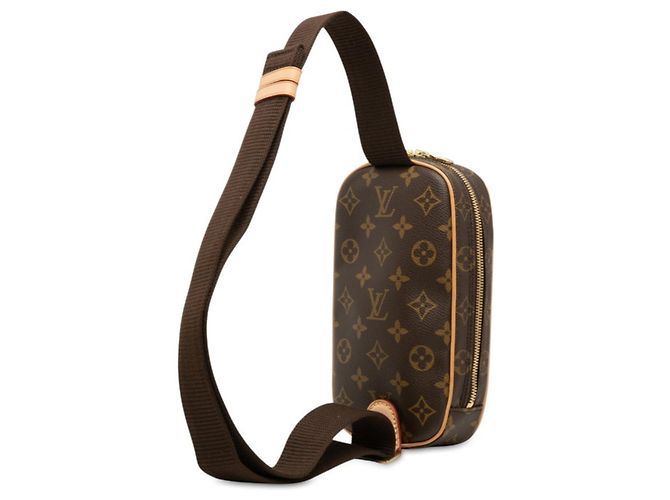Louis Vuitton Monogram Pochette Gange Body Bag Marrone Monogramma - vista 2