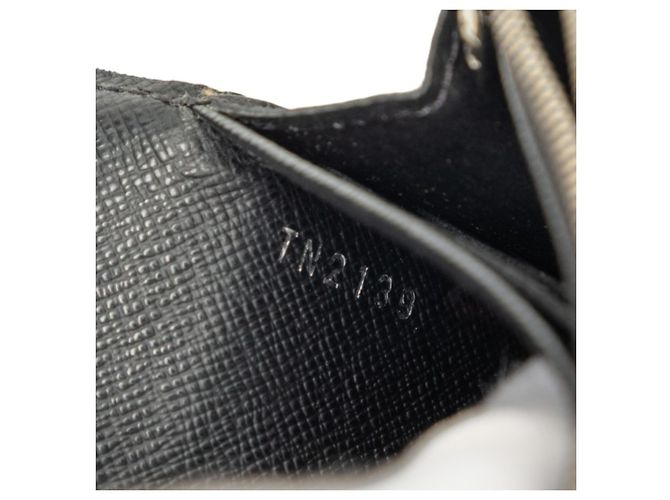 Louis Vuitton Epi Portefeuille Twist Long Wallet Nero - vista 7