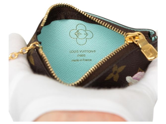 Louis Vuitton Monogram Vivienne Pochette Clé Coin Purse Castaño Azul - vista 6